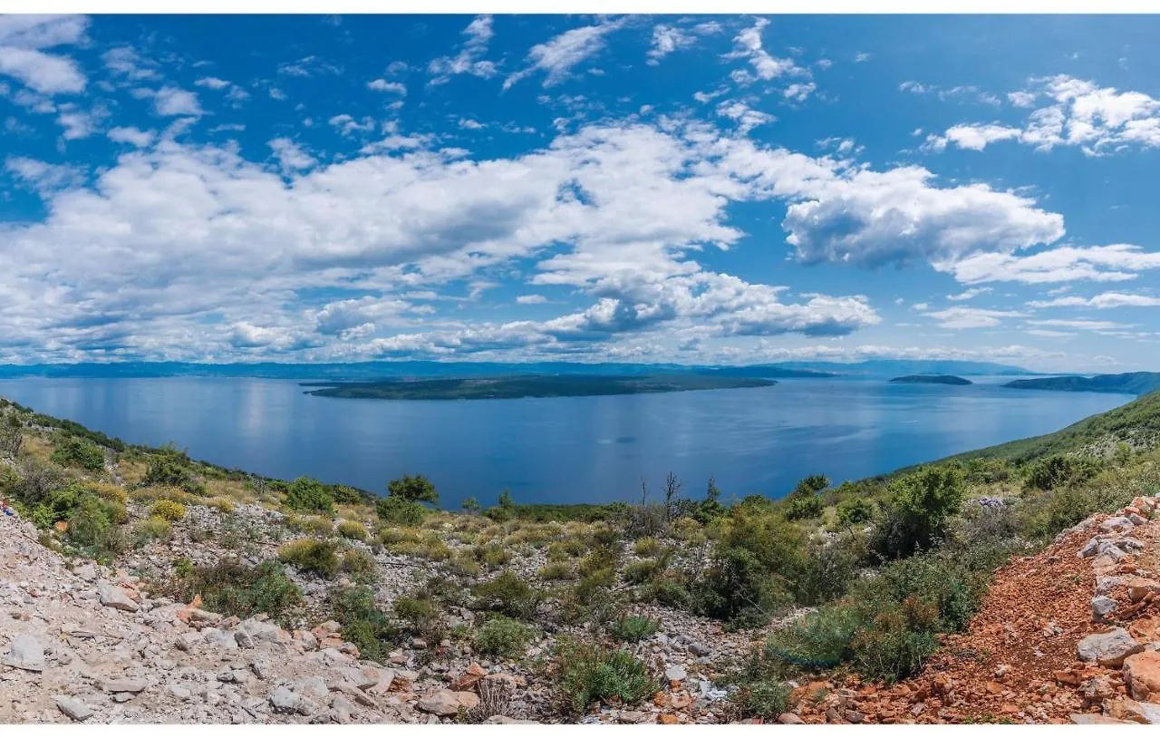 Nice Home In Cres With House Sea View