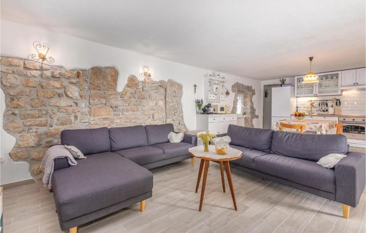 Holiday home Nice Home In Cres With House Sea View
