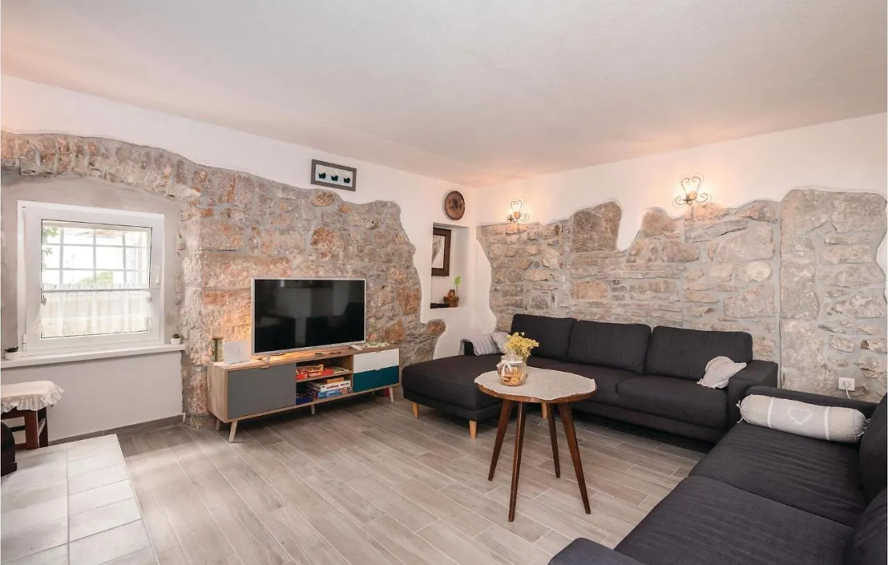 Holiday home Nice Home In Cres With House Sea View