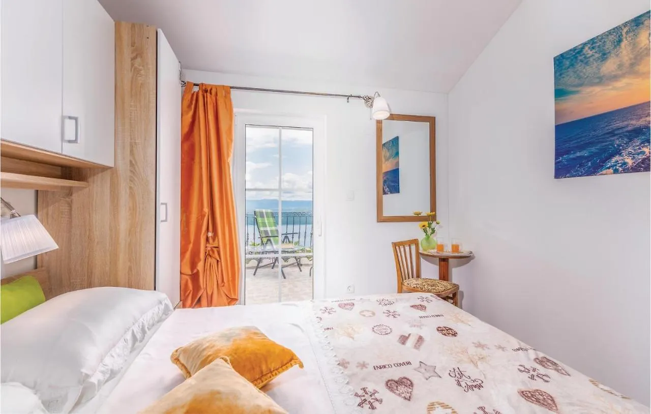 Nice Home In Cres With House Sea View